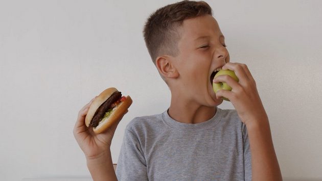 Pro si contra alimentatie vegan-vegetariana la copii, o dezbatere inedita a specialistilor in nutritie pediatrica