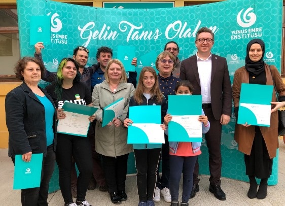 Peste 3000 de inalti functionari publici din Romania au facut cunostintacu limba si cultura turca