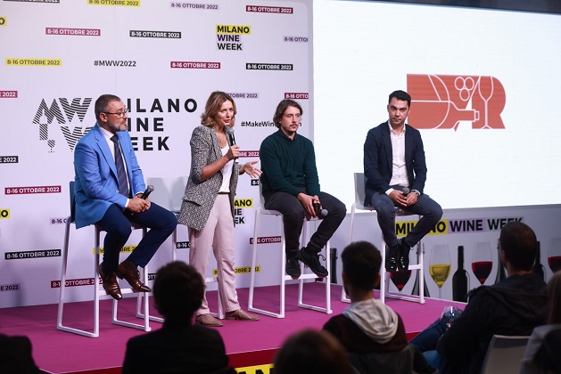 Carrefour Romania marcheaza o premiera internationala pentru vinul romanesc - 14 crame romanesti prezentate la Festivalul Milano Wine Week