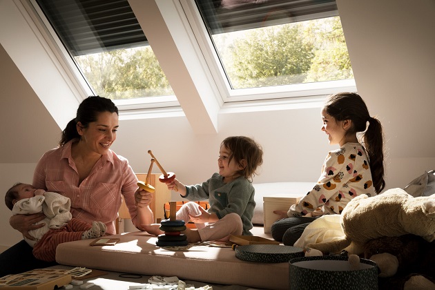 VELUX: Ferestrele pentru mansarda pot ajuta la economisirea a aprox. 40% din necesarul de energie pentru incalzirea casei, fara a scadea gradul de confort