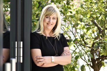 COP27: VELUX continua eforturile de reducere a emisiilor de CO2 prin noi parteneriate cu companii cu obiective sustenabile precum cu Novelis, Hydro si BayWa