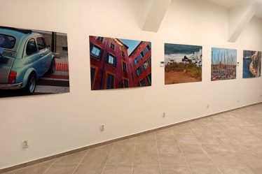 Culorile bucuriei: O noua expozitie de fotografie in centrul Brasovului