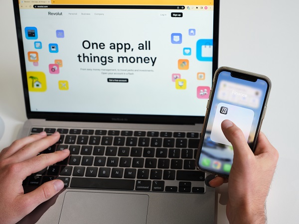 De Ziua Nationala a Educatiei Financiare (11 aprilie): Revolut atrage atentia asupra riscurilor de frauda