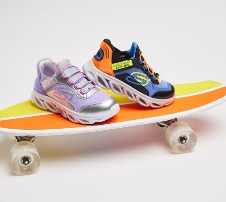 Skechers, The Comfort Technology Company™, lanseaza noua sa tehnologie inovatoare: Slip-ins pentru copii