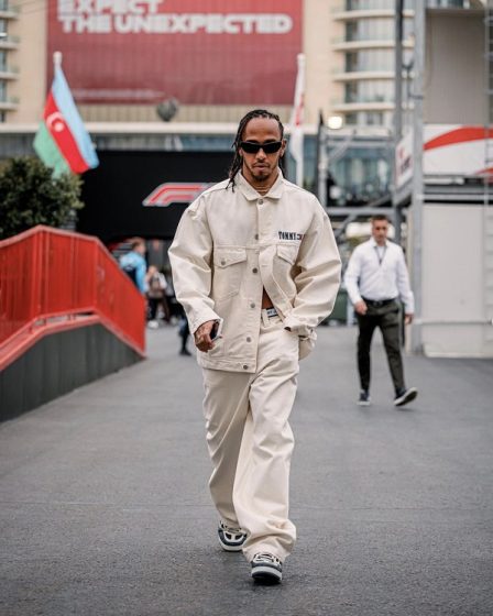 ***ALERTA MEDIA*** Lewis Hamilton inspira un stil fresh pentru primavara purtand produse din colectia Tommy Jeans Primavara 2023 in Baku, Azerbaidjan