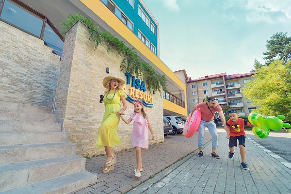 Aqua Park TISA Spa Resort de la Baile Olanesti - locul multi-premiat unde ne vom distra si in aceasta vara