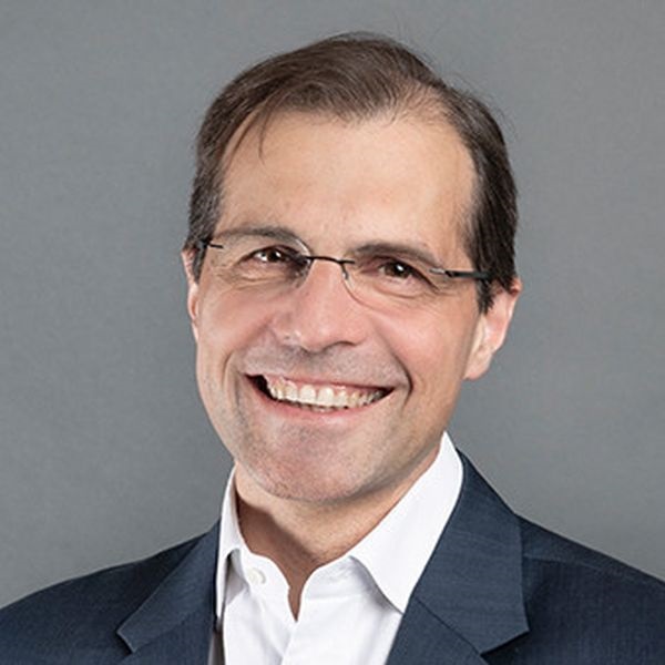 Analiza Eaton: Cum se pregatesc companiile pentru tranzitia energetica