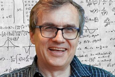 Cristian Presura, premiat in cadrul Webstock Awards 2023 la categoria Best YouTube Creator