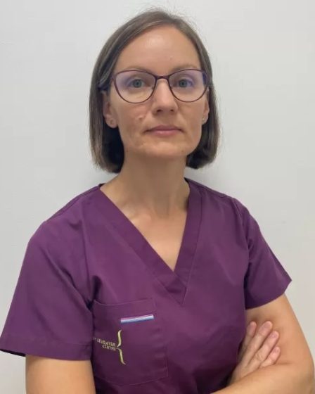 Incidenta acneei adulte la femei a crescut cu 10% in ultimii 10 ani. Care sunt factorii care cauzeaza acneea adulta