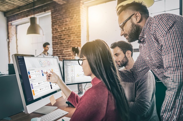 IRIDEX, unul dintre cei mai mari jucatori din domeniul gestionarii deseurilor, a redus timpul de procesare a comenzilor cu peste 60% prin automatizarea proceselor de achizitie cu ajutorul tehnologiei low-code