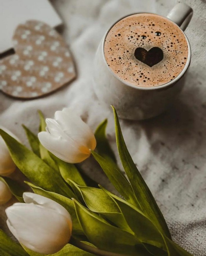 Aprilie: Buna dimineata! Imagini cu Cafea pentru Fiecare Zi