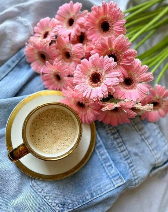 Buna dimineata! Imagini cu Cafea pentru Fiecare Zi a Lunii August