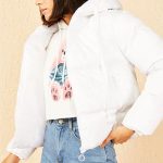 Geaca dama de iarna din fas scurta puffer cu gluga Bianco Lucci Neagra