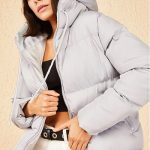 Geaca dama de iarna din fas scurta puffer cu gluga Bianco Lucci Neagra
